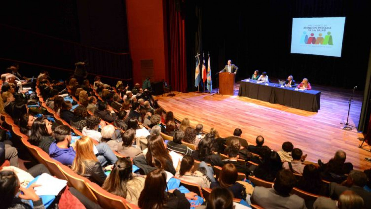 imagen Estudiantes distinguidas en el VIII Congreso de Atención Primaria de la Salud