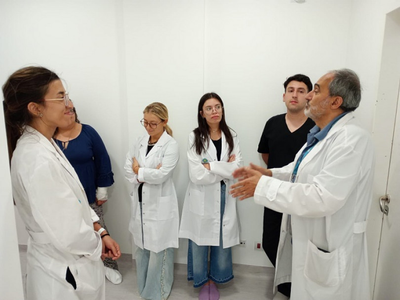 imagen Estudiantes de Medicina participaron del IX Curso de Verano en el Balseiro