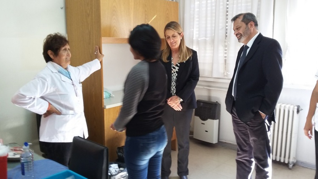 imagen Estudiantes y docentes de ciencias de la salud de la UNCUYO, se vacunaron contra la Gripe