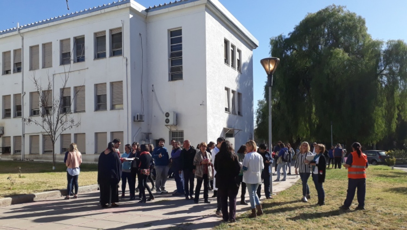 imagen Se ejecutó un nuevo simulacro de evacuación general en la UNCUYO