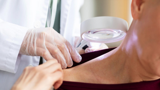 imagen Convocan a concurso para cubrir un cargo docente efectivo en Área Dermatología
