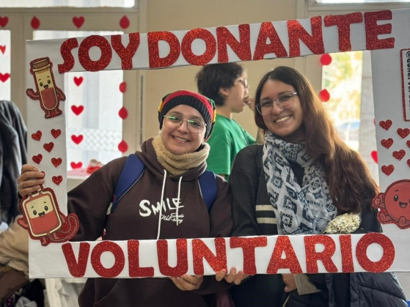 imagen Estudiantes de Tecnicatura de Hemoterapia organizaron una exitosa campaña de donación de sangre