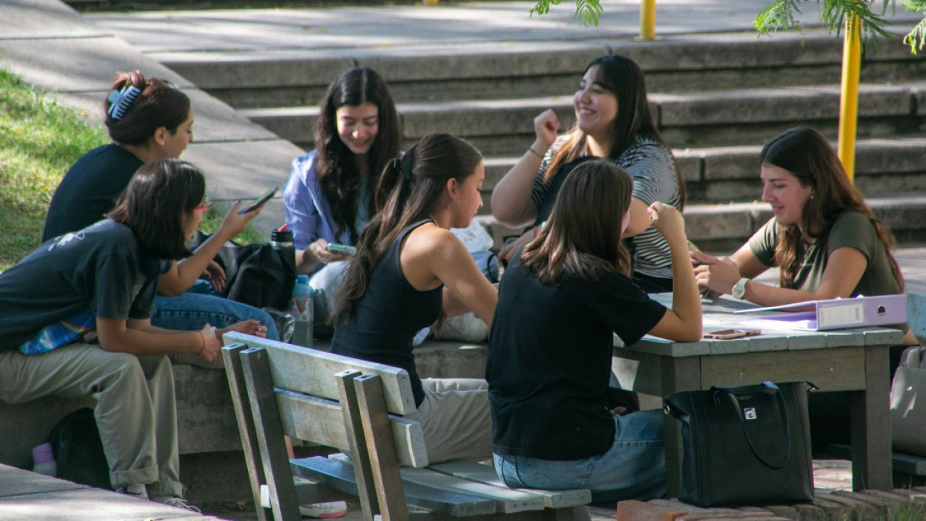imagen La UNCUYO invita a sus estudiantes a participar del Desafío Atenea