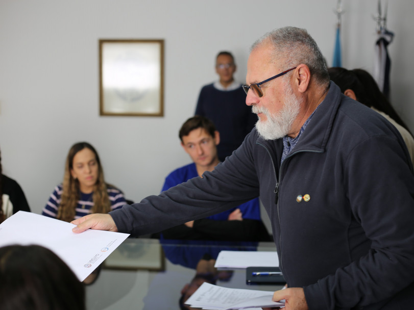 imagen Presentamos a abanderados, abanderadas y escoltas del ciclo lectivo 2025