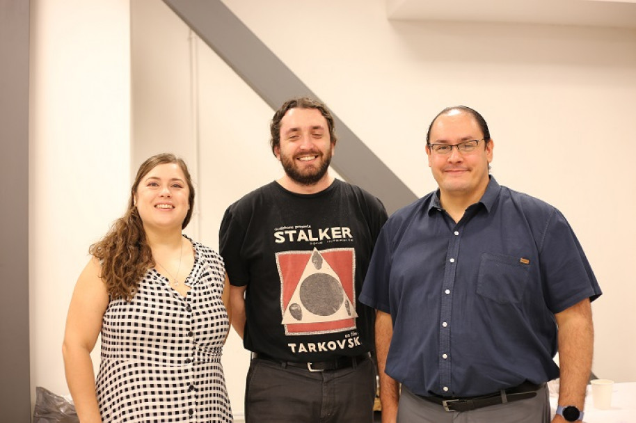 imagen La comunidad educativa de la FCM brindó por fiestas felices y en paz