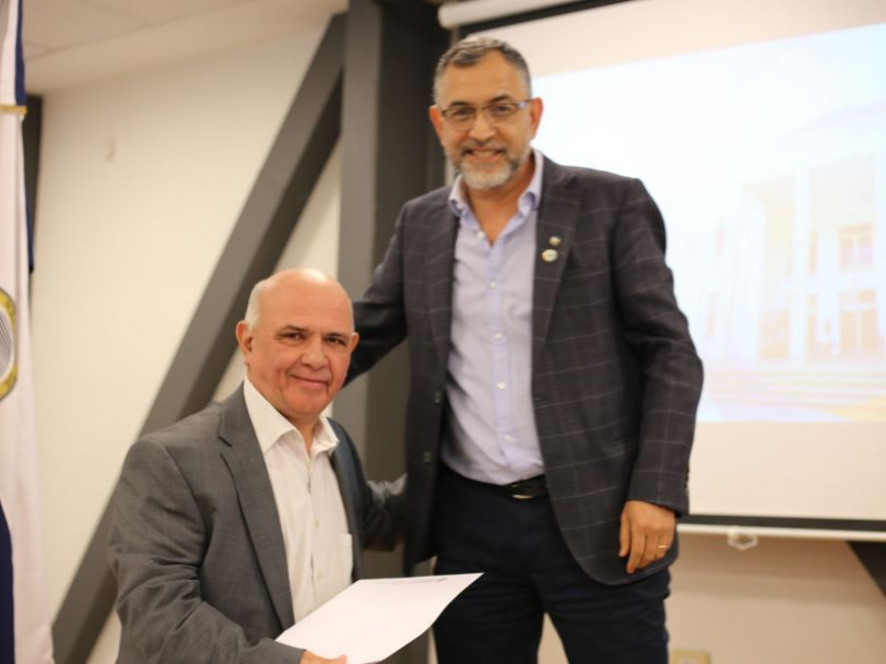 imagen Con un llamado al diálogo y al compromiso institucional, asumió el nuevo Consejo Directivo