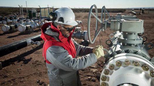 imagen Analizan caso de exposición a ruido continuo por parte de trabajadores de un yacimiento de gas natural y petróleo