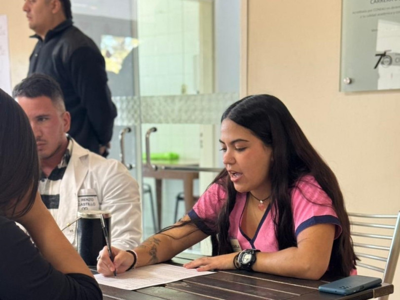 imagen Estudiantes de Tecnicatura de Hemoterapia organizaron una exitosa campaña de donación de sangre