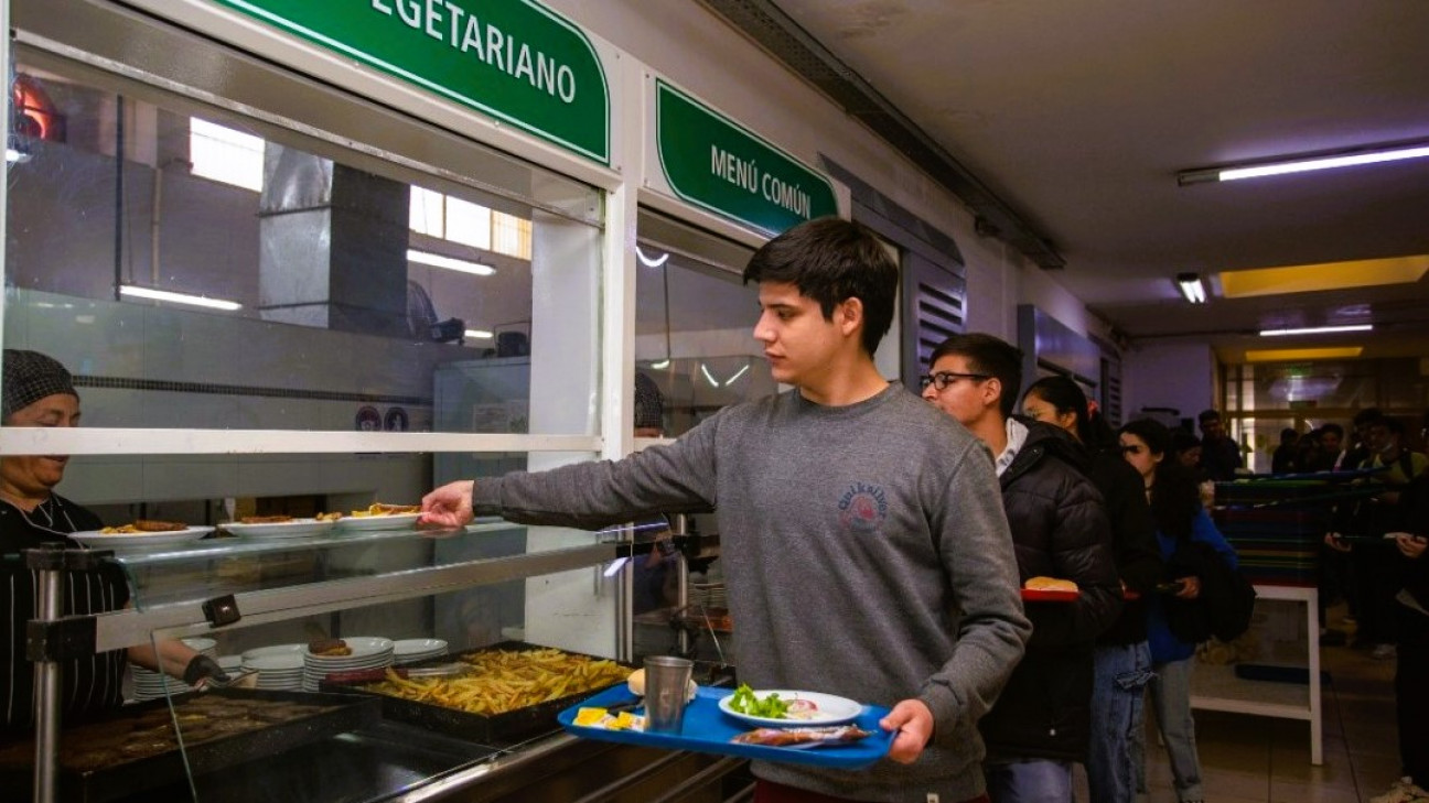 imagen Últimos días para postular a Becas UNCUYO 2024: todo lo que tenés que saber para inscribirte