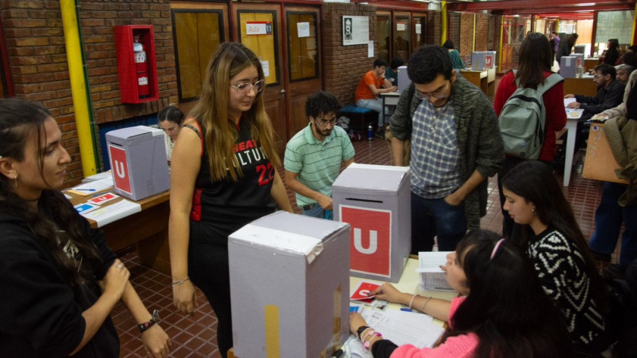imagen Definí tu voto con información
