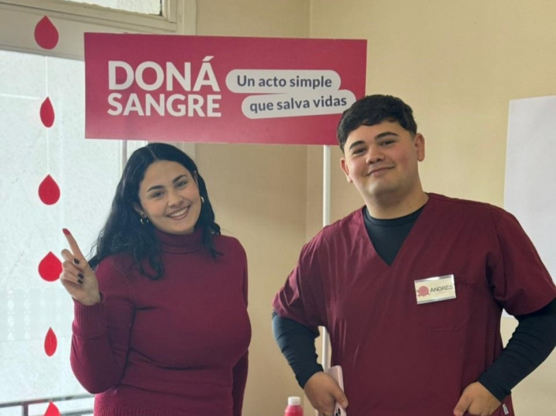 imagen Estudiantes de Tecnicatura de Hemoterapia organizaron una exitosa campaña de donación de sangre