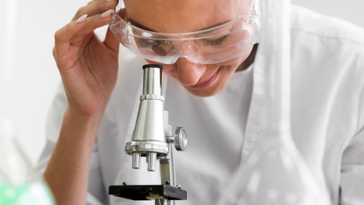 imagen Convocatoria a estudiantes para postular a 19 Becas de Investigación 2025-2026