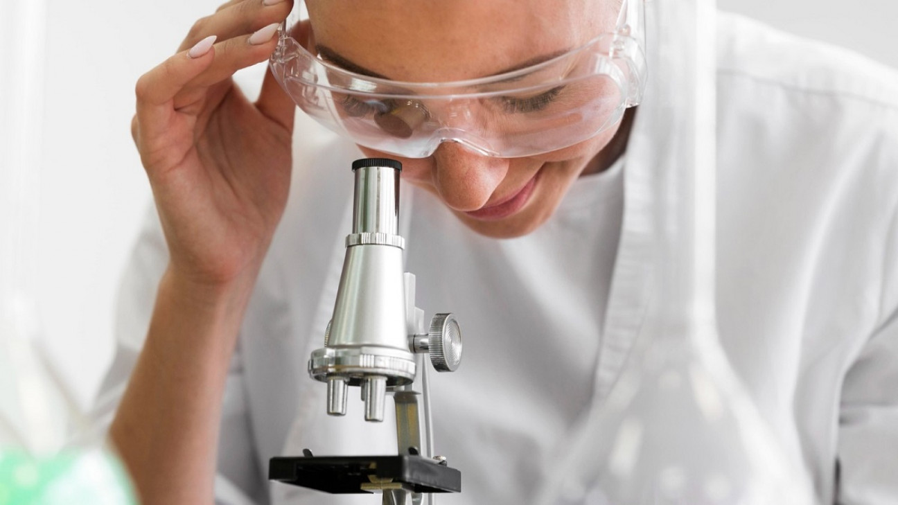 imagen Convocatoria a estudiantes para postular a 19 Becas de Investigación 2025-2026