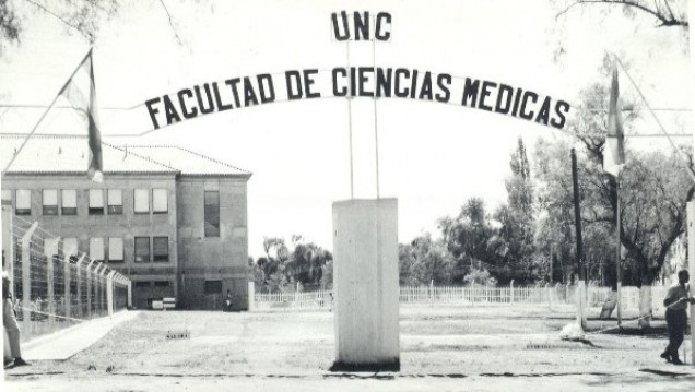 imagen Buscamos fotos que reflejen los 75 años de vida de la FCM