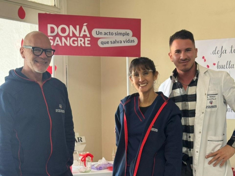 imagen Estudiantes de Tecnicatura de Hemoterapia organizaron una exitosa campaña de donación de sangre