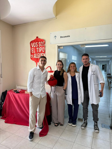 imagen Estudiantes de Hemoterapia llevaron adelante una exitosa Colecta Voluntaria de Sangre y Registro de Donantes de Médula Ósea