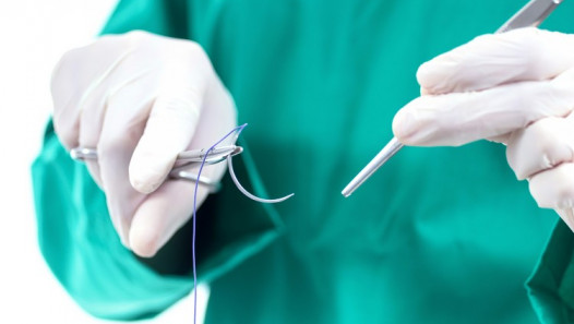 imagen Brindarán curso de suturas y técnicas quirúrgicas en ciencias de la salud
