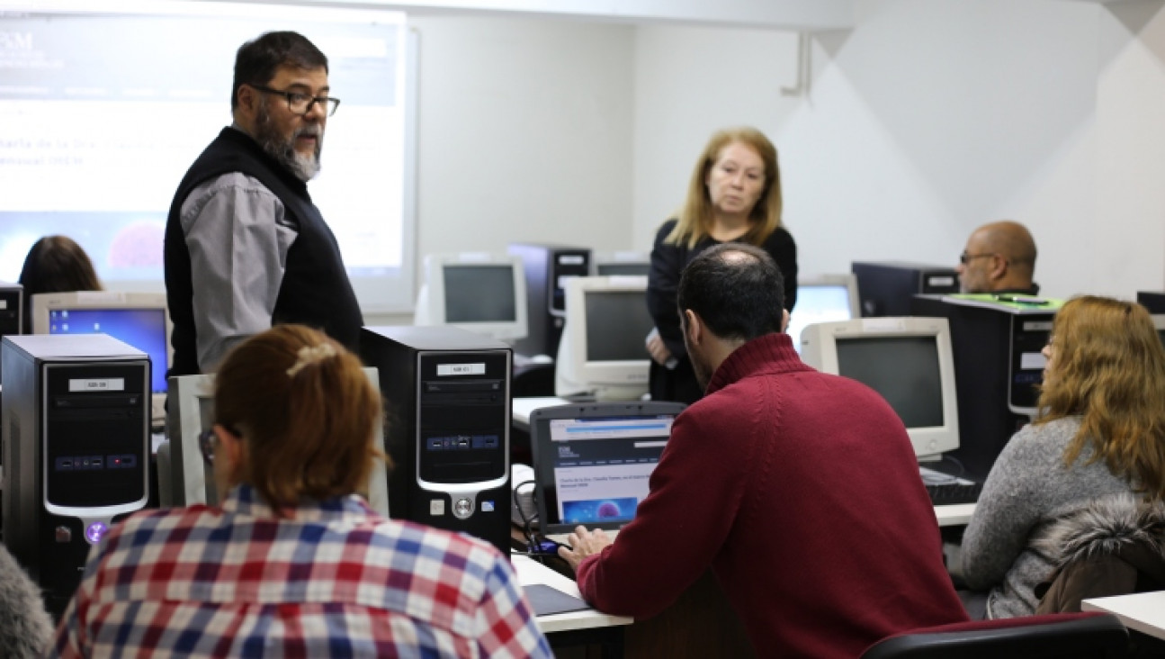 imagen La Biblioteca de la FCM, escenario de una capacitación en el uso de ebooks