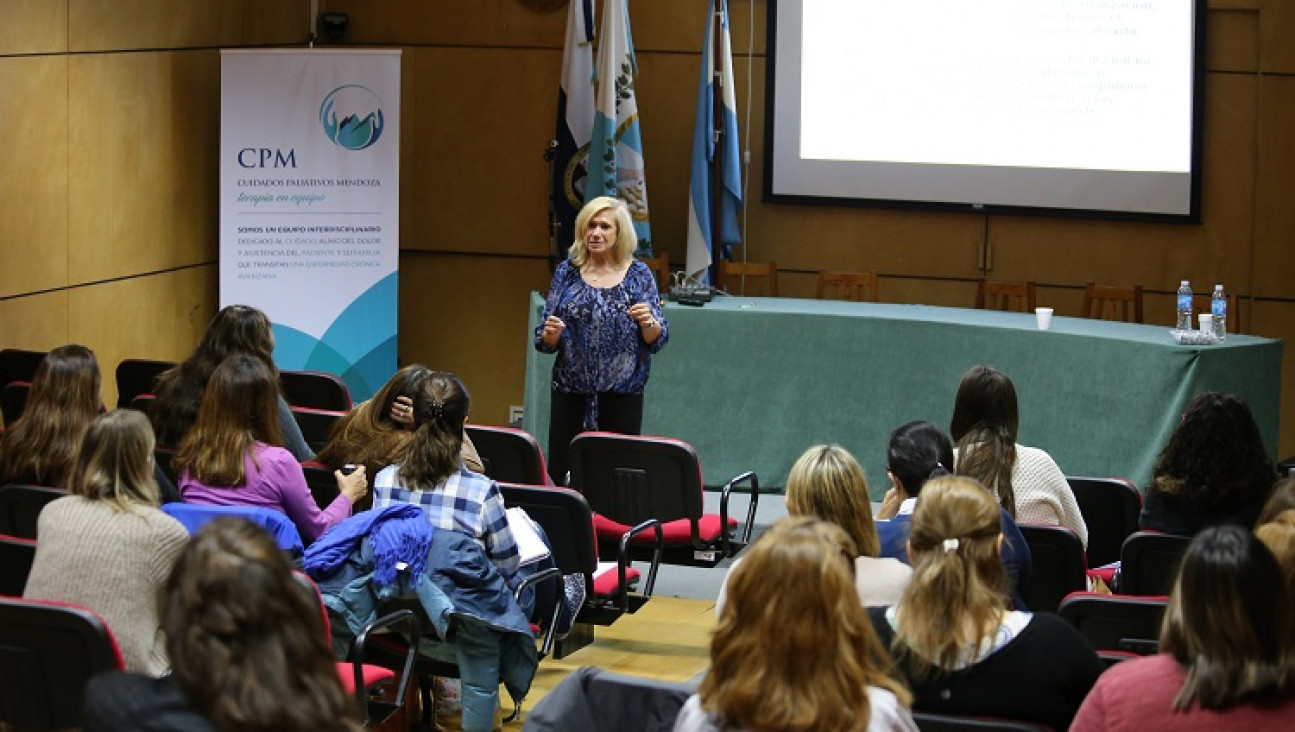 imagen Comenzó el curso de Posgrado "Cuidados Paliativos"