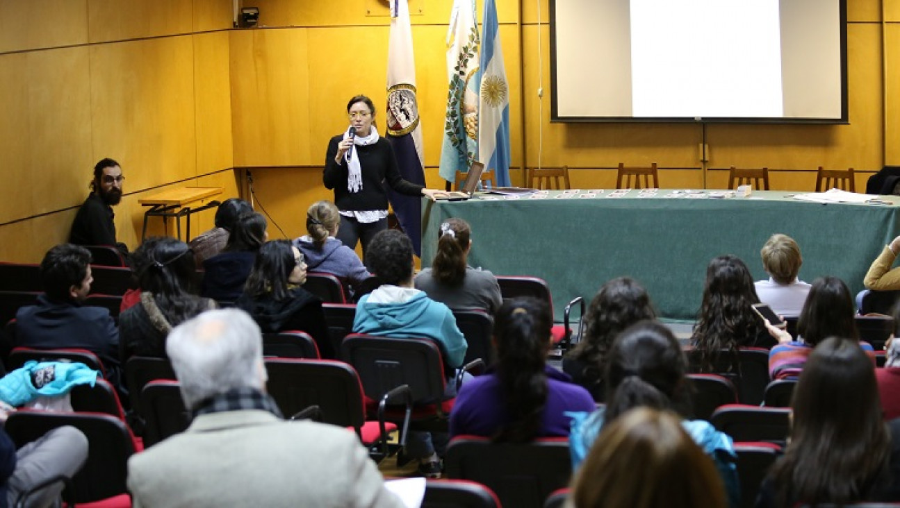 imagen Nutrida concurrencia a charla de reclutamiento de Médicos Sin Fronteras