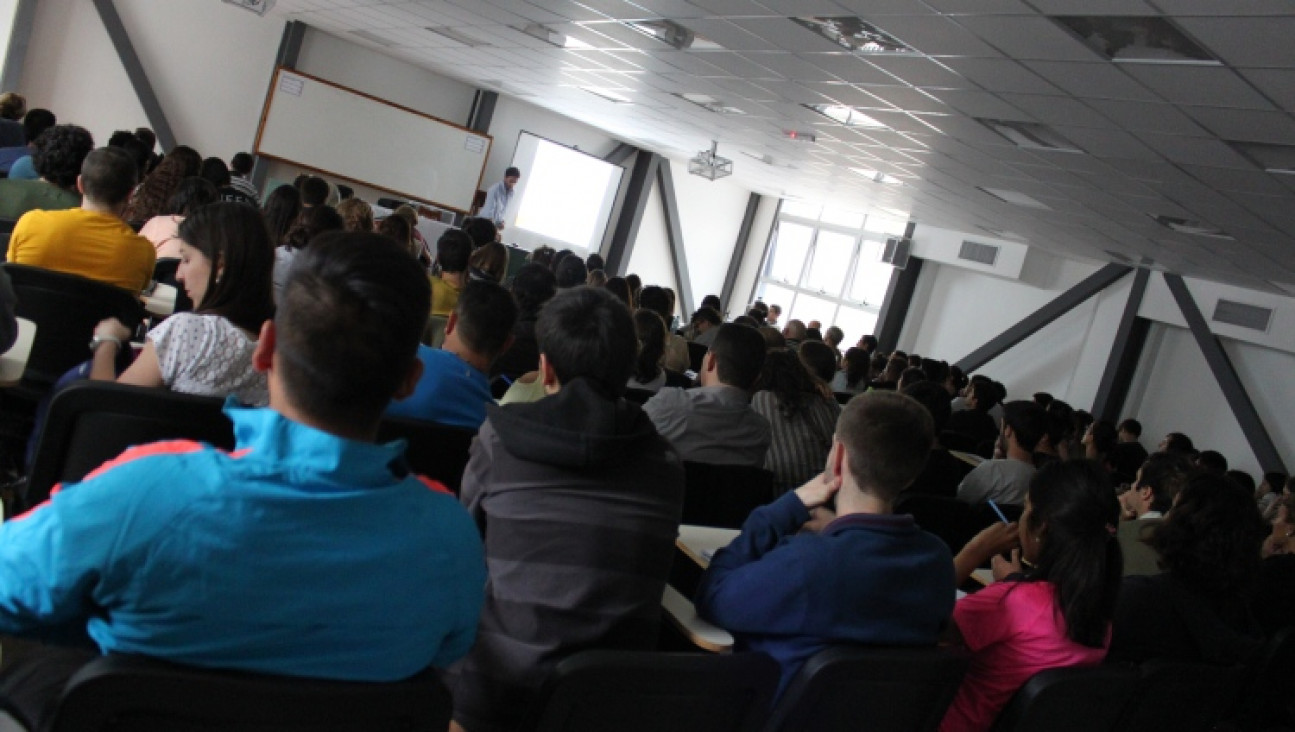 imagen Con más de 150 participantes, comenzó el curso "Medicina de Montaña"