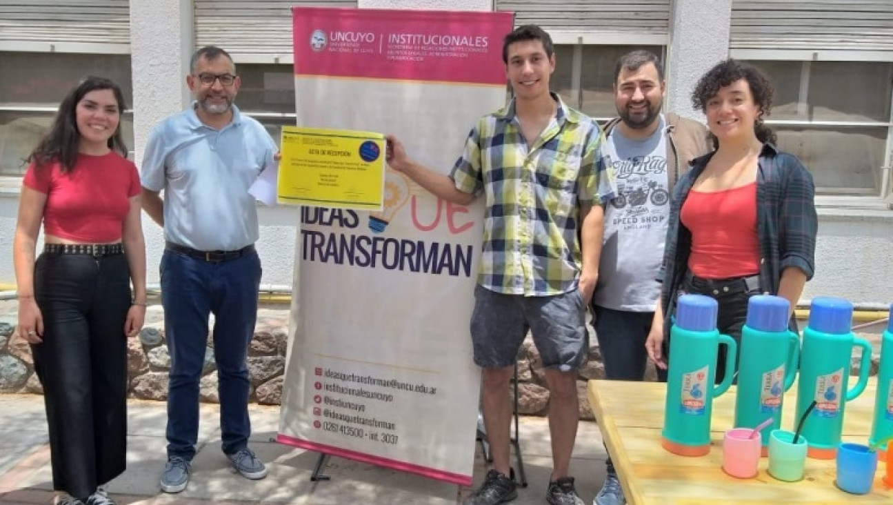 imagen La FCM recibió premios por las Ideas que Transforman de sus estudiantes