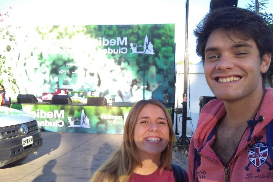 imagen Estudiantes de la FCM en la 5ta. Edición de la Media Maratón de la Ciudad de Mendoza
