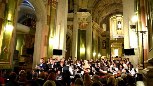 imagen El Coro FCM interpretará Mozart y Vivaldi junto a la orquesta de Entrenamiento Orquestal UNCuyo