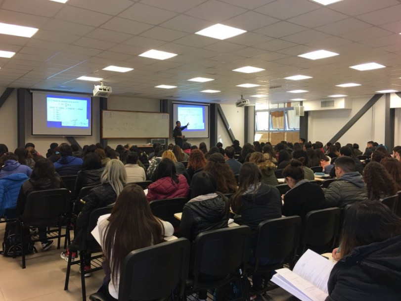 imagen El curso de Nivelación tuvo su primer Clase teórica Presencial